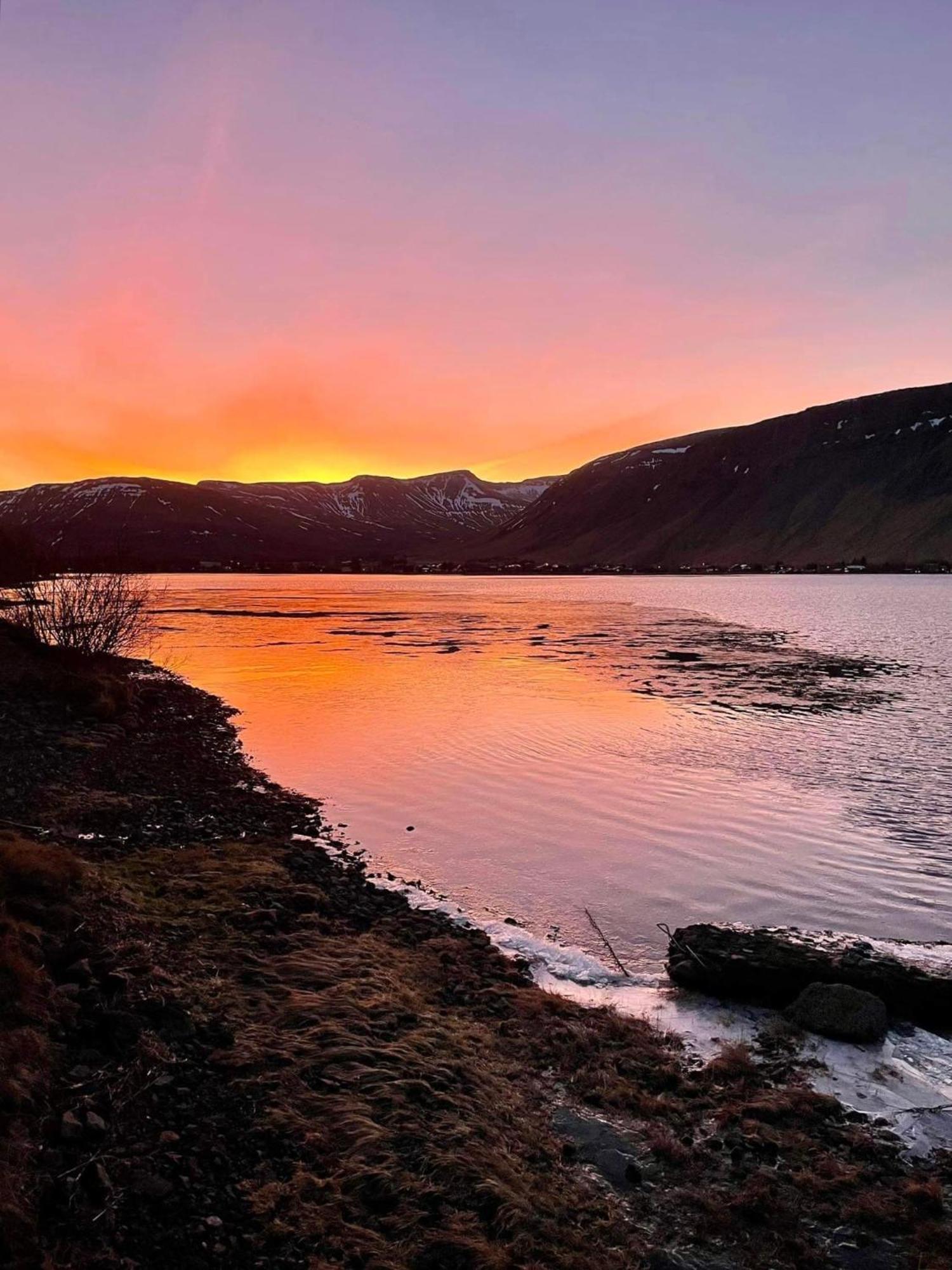 Cosy Lakeview Cabin 45 Minutes From Reykjavik Mosfellsbaer Luaran gambar